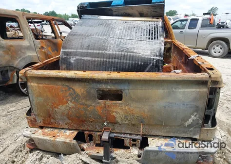 2018 Chevrolet Silverado C1500/C1500 Ls from USA, damaged, VIN 1GCNCNEH1JZ288729